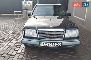 Универсал Mercedes-Benz E-Class 1994 в 