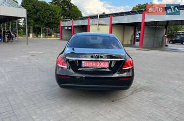Седан Mercedes-Benz E-Class 2018 в 