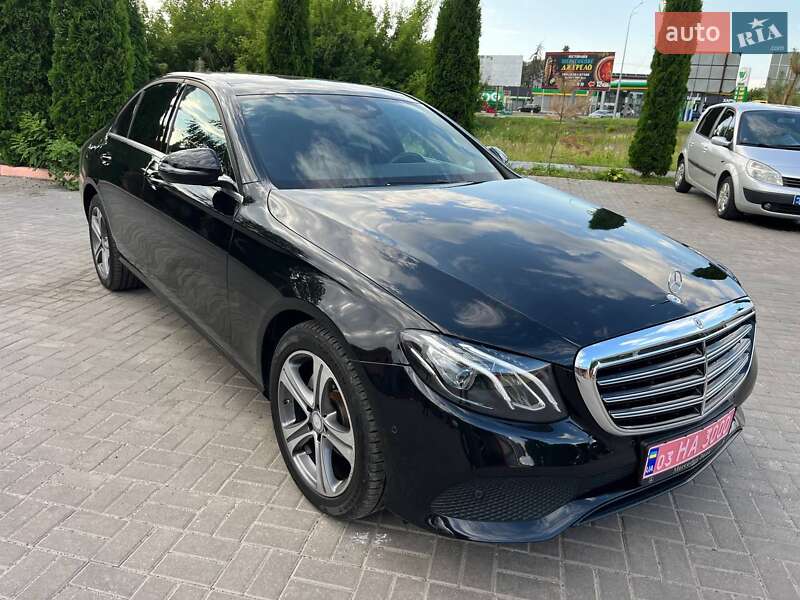 Седан Mercedes-Benz E-Class 2018 в Дубно