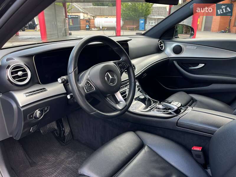 Седан Mercedes-Benz E-Class 2018 в Дубно