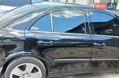 Седан Mercedes-Benz E-Class 2003 в 