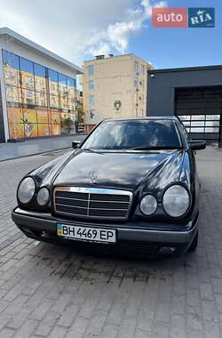Седан Mercedes-Benz E-Class 1998 в Одессе