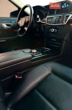 Седан Mercedes-Benz E-Class 2012 в 