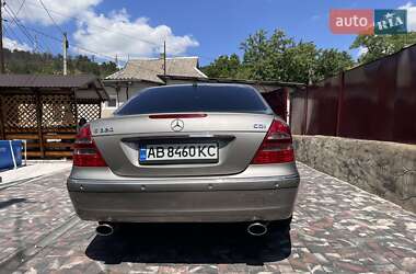 Седан Mercedes-Benz E-Class 2004 в 