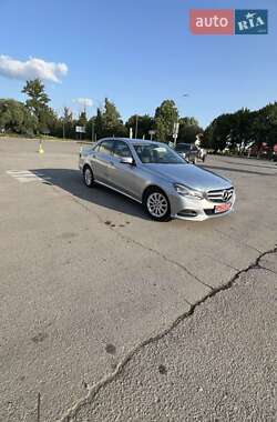 Седан Mercedes-Benz E-Class 2014 в 