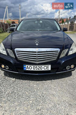 Седан Mercedes-Benz E-Class 2009 в 