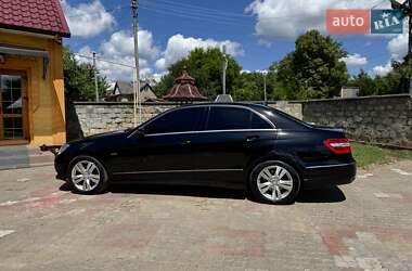 Седан Mercedes-Benz E-Class 2012 в 