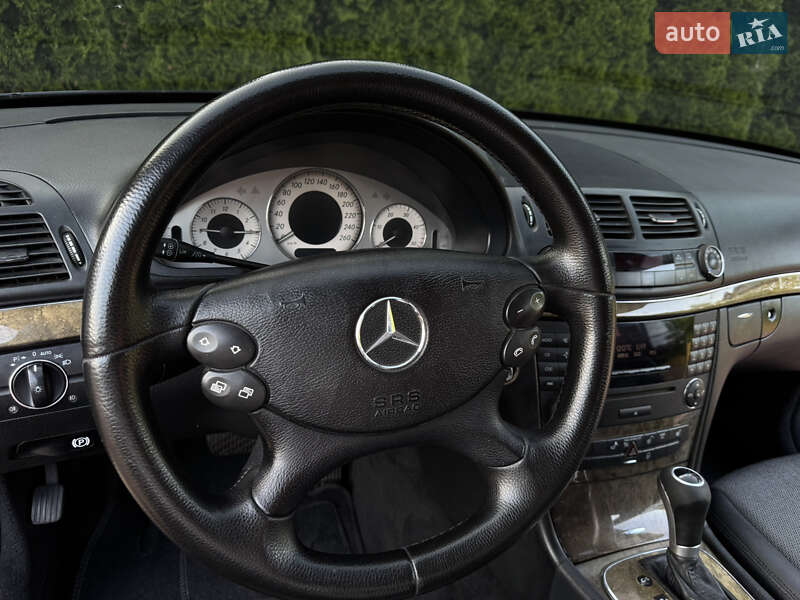 Седан Mercedes-Benz E-Class 2006 в Хмельницком