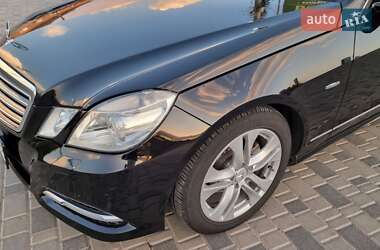 Седан Mercedes-Benz E-Class 2012 в 
