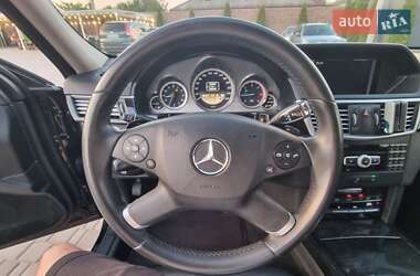 Седан Mercedes-Benz E-Class 2012 в 