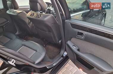 Седан Mercedes-Benz E-Class 2012 в 