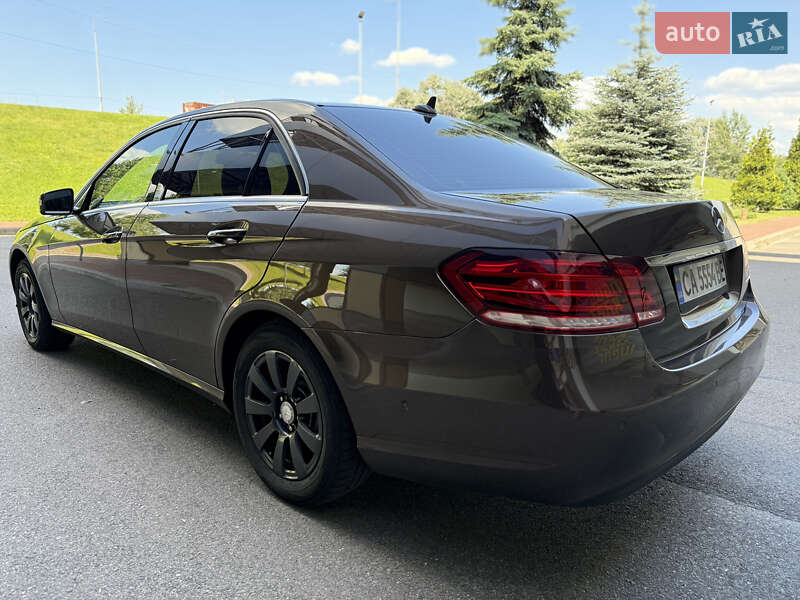 Седан Mercedes-Benz E-Class 2014 в Киеве