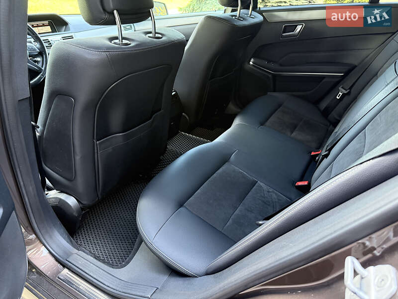 Седан Mercedes-Benz E-Class 2014 в Киеве