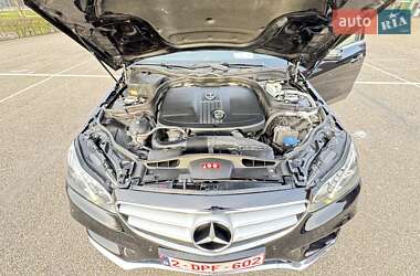 Универсал Mercedes-Benz E-Class 2015 в 