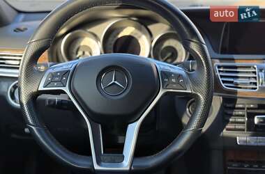 Седан Mercedes-Benz E-Class 2013 в 