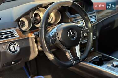 Седан Mercedes-Benz E-Class 2013 в 