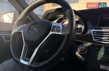 Седан Mercedes-Benz E-Class 2013 в 