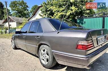 Седан Mercedes-Benz E-Class 1994 в 