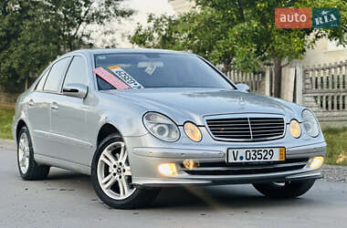 Седан Mercedes-Benz E-Class 2002 в 