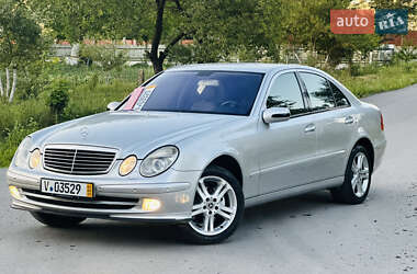 Седан Mercedes-Benz E-Class 2002 в 