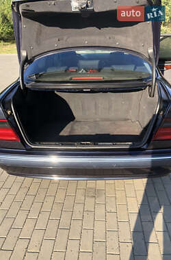 Седан Mercedes-Benz E-Class 2001 в 