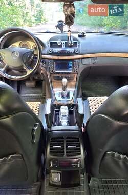 Седан Mercedes-Benz E-Class 2004 в 