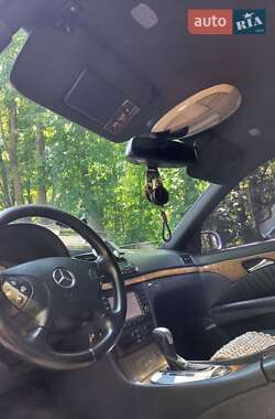 Седан Mercedes-Benz E-Class 2004 в 