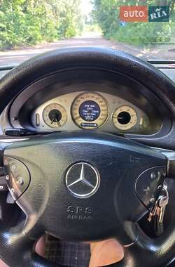 Седан Mercedes-Benz E-Class 2004 в 