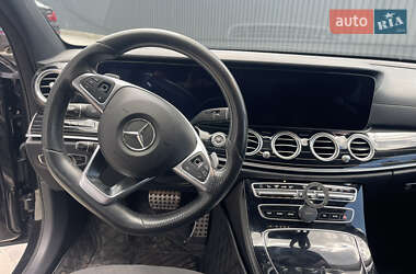 Седан Mercedes-Benz E-Class 2018 в 