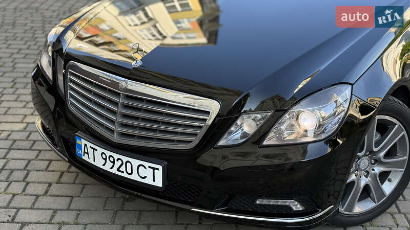 Седан Mercedes-Benz E-Class 2009 в Ивано-Франковске