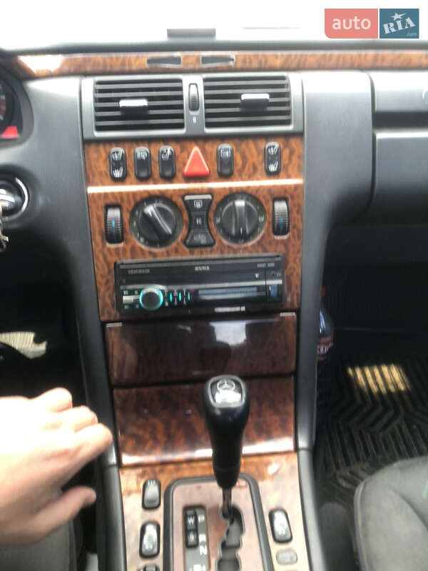 Седан Mercedes-Benz E-Class 1999 в Борисполе