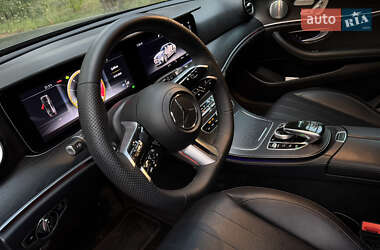 Седан Mercedes-Benz E-Class 2018 в 