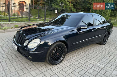 Седан Mercedes-Benz E-Class 2003 в 