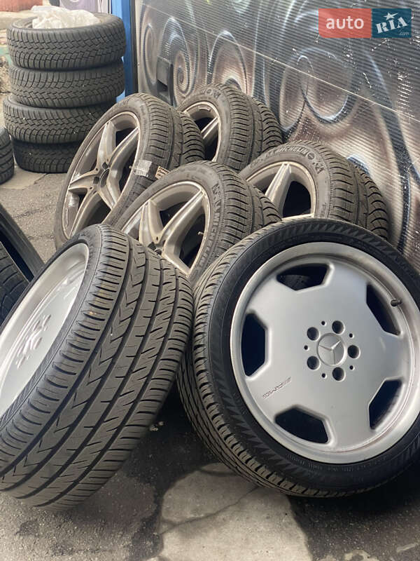 Седан Mercedes-Benz E-Class 1999 в Киеве