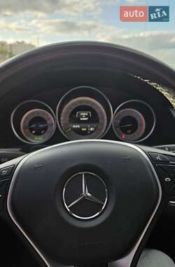 Седан Mercedes-Benz E-Class 2015 в 