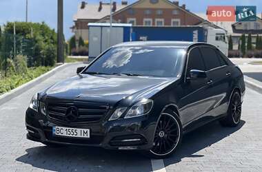 Седан Mercedes-Benz E-Class 2011 в Львові