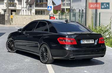 Седан Mercedes-Benz E-Class 2011 в 