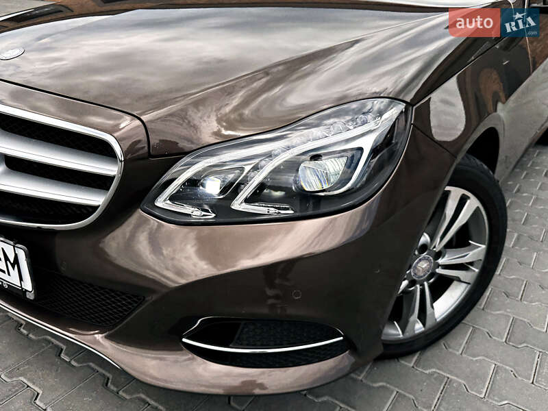 Универсал Mercedes-Benz E-Class 2015 в Черновцах