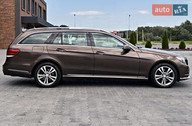 Універсал Mercedes-Benz E-Class 2015 в 