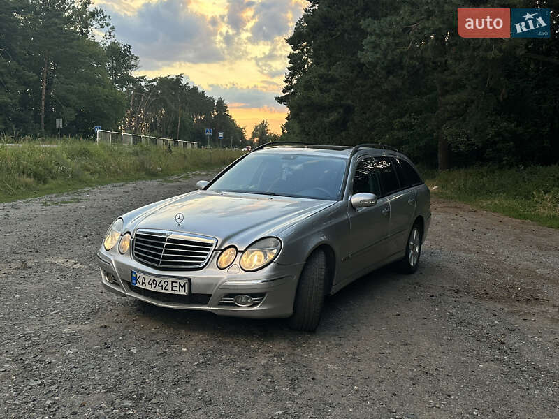 Mercedes-Benz E-Class 2005