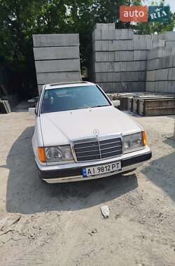 Седан Mercedes-Benz E-Class 1987 в Белой Церкви