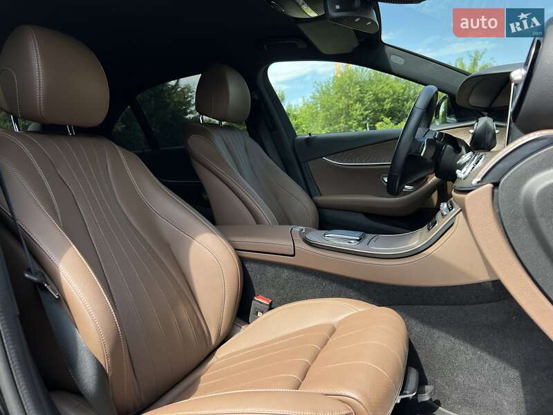 Седан Mercedes-Benz E-Class 2022 в Львове фото 10 Седан Mercedes-Benz E-Class 2022 в Львове