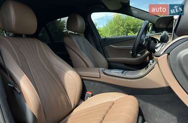 Седан Mercedes-Benz E-Class 2022 в 