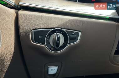 Седан Mercedes-Benz E-Class 2022 в 