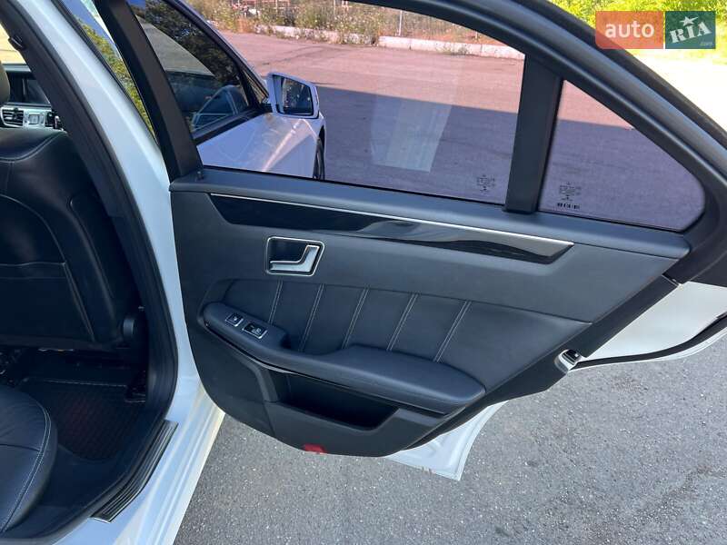 Седан Mercedes-Benz E-Class 2014 в Очакове