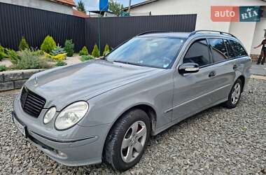 Универсал Mercedes-Benz E-Class 2003 в  фото 6 Универсал Mercedes-Benz E-Class 2003 в
