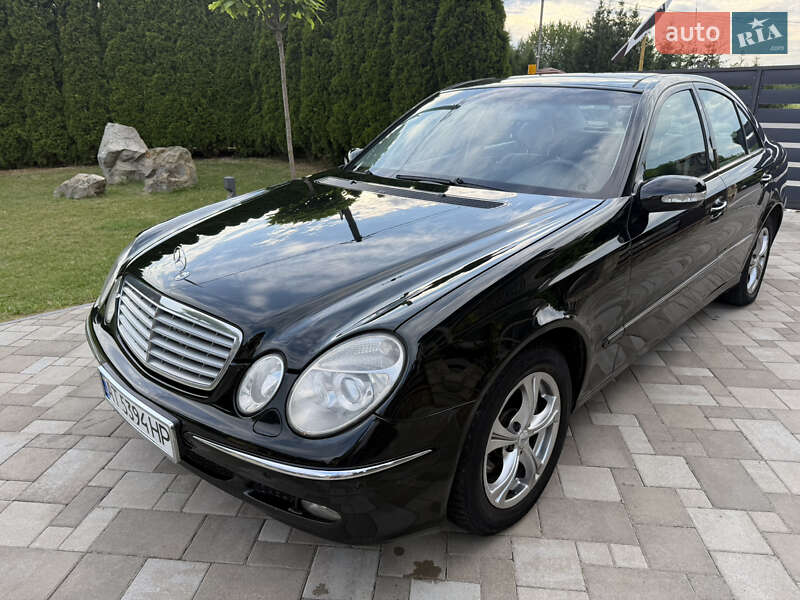 Седан Mercedes-Benz E-Class 2004 в Ивано-Франковске