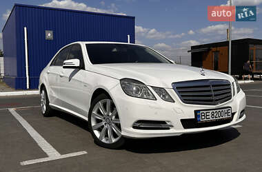 Седан Mercedes-Benz E-Class 2012 в Николаеве