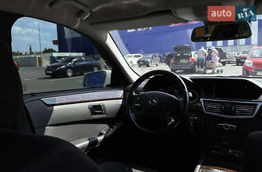 Седан Mercedes-Benz E-Class 2012 в 
