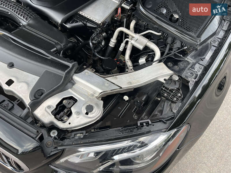 Седан Mercedes-Benz E-Class 2016 в Києві
